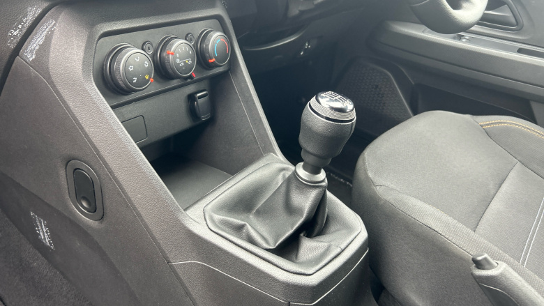 Dacia Sandero Stepway 1.0 TCe Essential 5dr Bi Fuel Hatchback